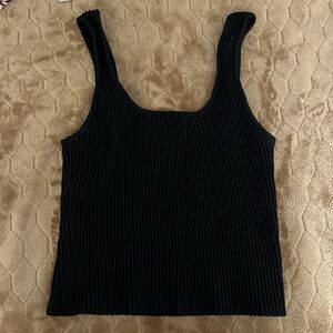 Forever 21 black ribbed tank top. Size M. Good condition.